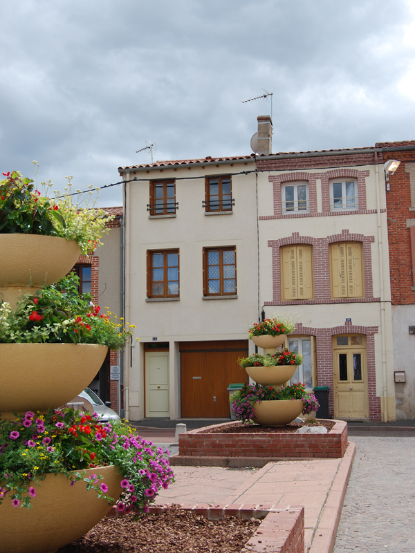 Sury le Comtal - programme Hôtel de ville